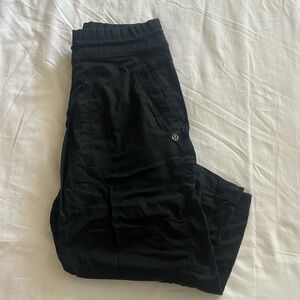 Lululemon dance studio crop